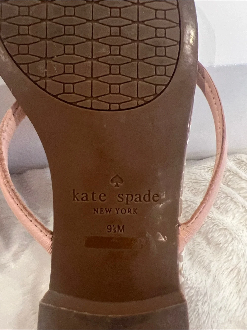 kate spade beige and blush bow thong sandals
